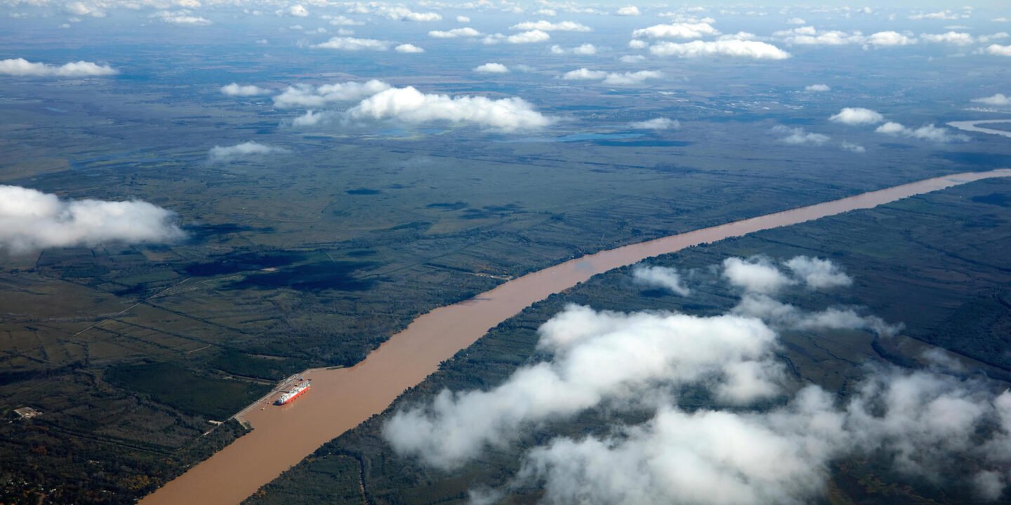 Argentina: BAIXO NÍVEL DO RIO PARANÁ PRESSIONA PRODUÇÃO DE SOJA NA ARGENTINA