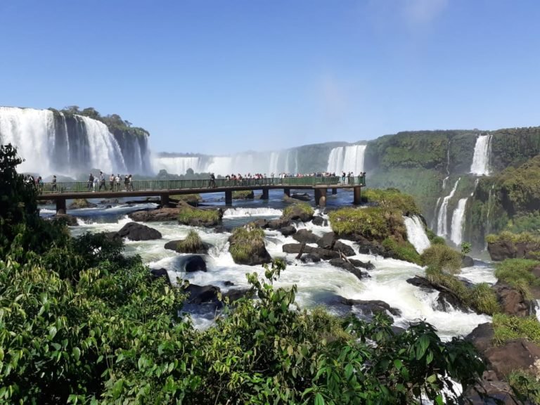 Cataratas do Iguaçu: DESCUBRA PORQUE ELAS ESTÃO ENTRE AS 7 MARAVILHAS NATURAIS DO MUNDO