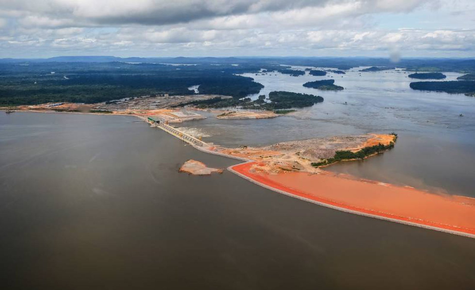 Ecologia: DECISÃO DE BELO MONTE DE REDUZIR VAZÃO DO RIO XINGU AMEAÇA 80% DAS PLANTAS E PEIXES LOCAIS, DIZEM CIENTISTAS