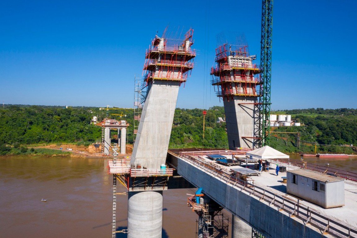 Foz do Iguaçu: OBRAS DA PONTE DA INTEGRAÇÃO MANTÊM CRONOGRAMA E ALCANÇAM 63% DE EXECUÇÃO