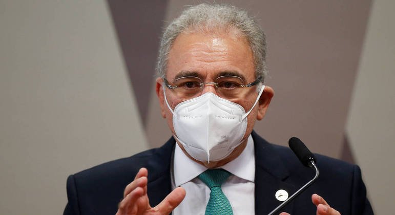 Vacinas: BRASIL VAI ANTECIPAR 3 MILHÕES DE SOSES DA JOHNSON, DIZ QUEIROGA