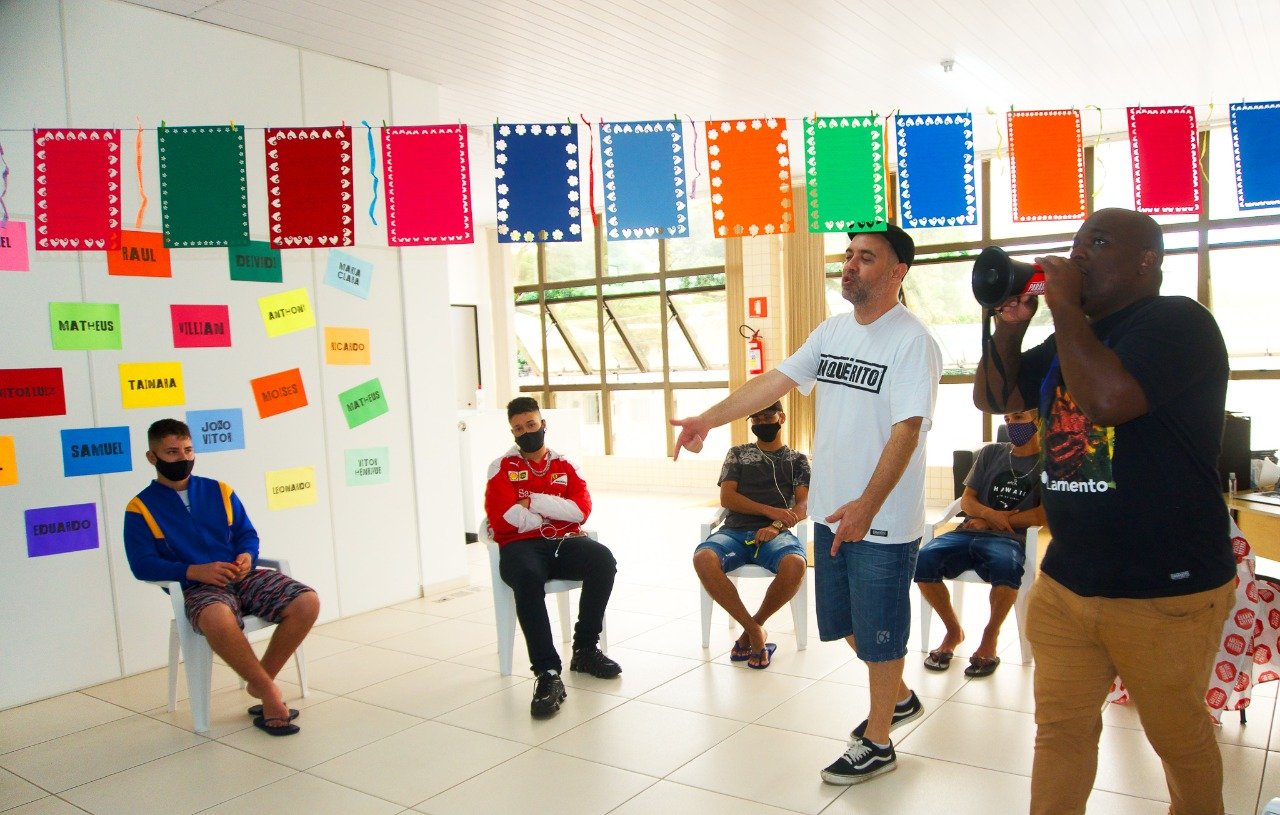 Foz do Iguaçu: JOVENS DA CIDADE VÃO PRODUZIR VIDEOCLIPE DE RAP E LIVRO EM INICIATIVA DA ITAIPU E GUARDA MIRIM