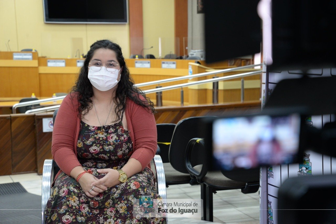 Foz do Iguaçu: COORDENADORA DO COLETIVO BAQUE MULHER FOZ FALA SOBRE POBREZA MENSTRUAL E SEUS IMPACTOS NA VIDA DE MENINAS E MULHERES