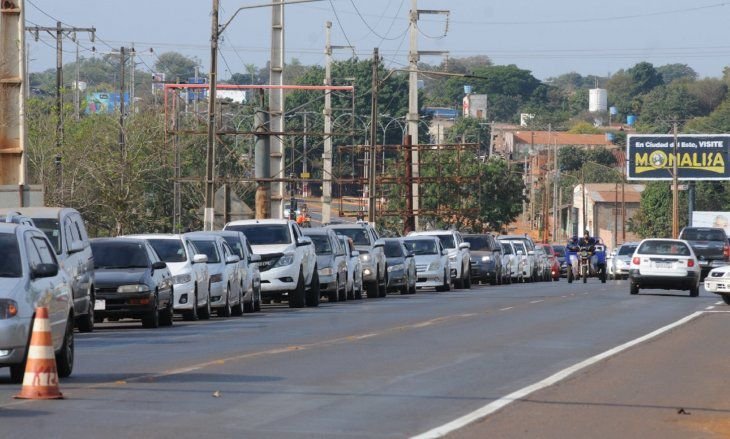 Frontera: PARAGUAY. EN UNA SEMANA MÁS DE 43.000 PERSONAS FUERON INMUNIZADAS CONTRA EL COVID-19