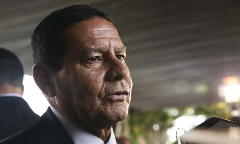 Política: MOURÃO É MADURO E VAI ATÉ O FIM DA MISSÃO