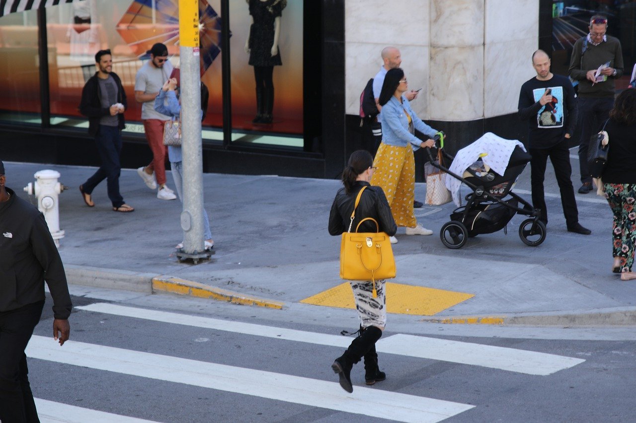 Economia: MINISTRO DIZ QUE DISPÕE DE R$ 7 BI PARA INVESTIR EM MOBILIDADE URBANA