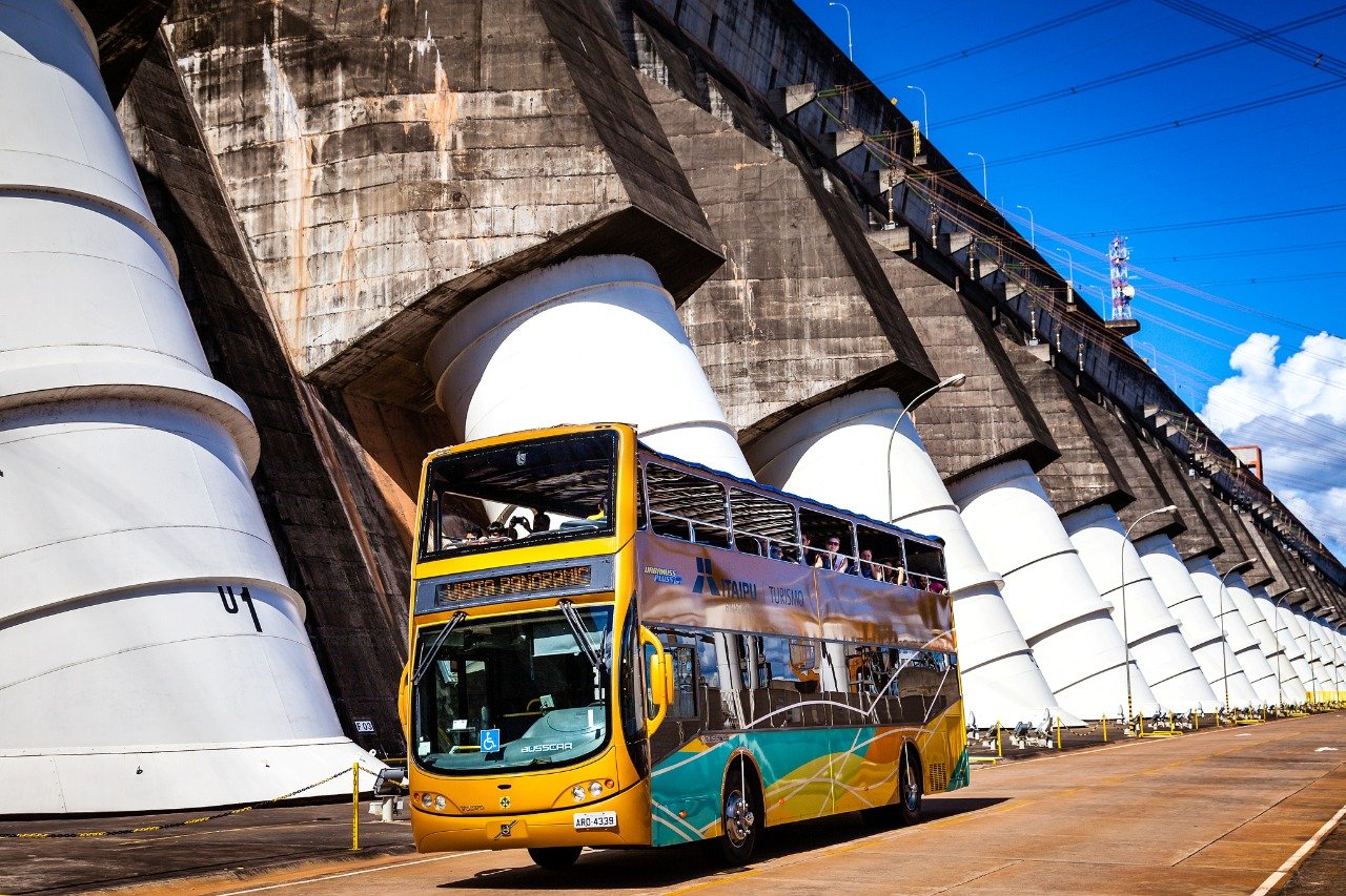 Turismo: ITAIPU ESPERA RECEBER 8.800 TURISTAS NO FERIADO PROLONGADO DE FINADOS