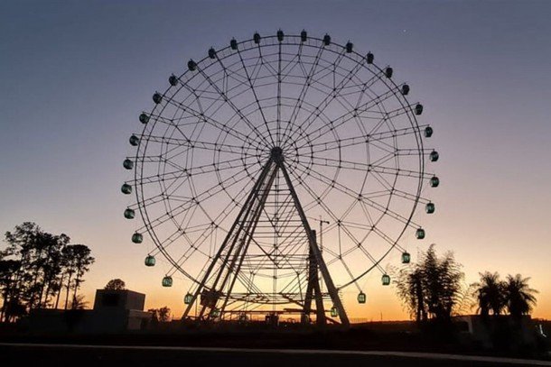 Foz do Iguaçu: RODA GIGANTE SERÁ INAUGURADA EM DEZEMBRO