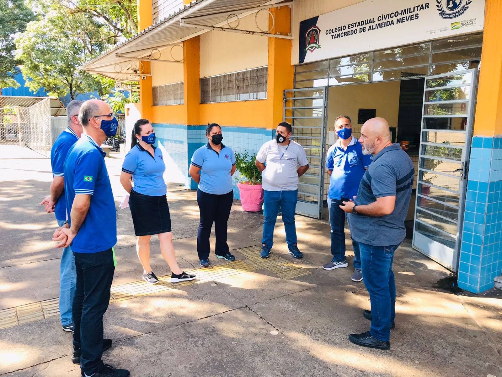 Foz do Iguaçu: DEPUTADO SOLDADO FRUET COBRA ENTREGA DE APARELHOS DE AR-CONDICIONADO PARA COLÉGIOS LOCAIS