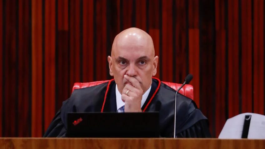 Provas: MP DA ITÁLIA APROVA ENVIO DE IMAGENS DE HOSTILIZAÇÃO CONTRA MORAES