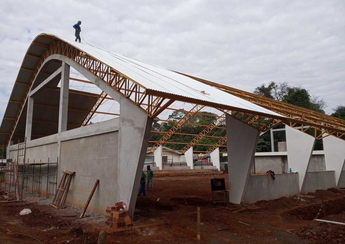 Infraestrutura: PREFEITURA INVESTE MAIS DE R$ 3 MILHÕES NA CONSTRUÇÃO DE QUADRAS POLIESPORTIVAS COBERTAS