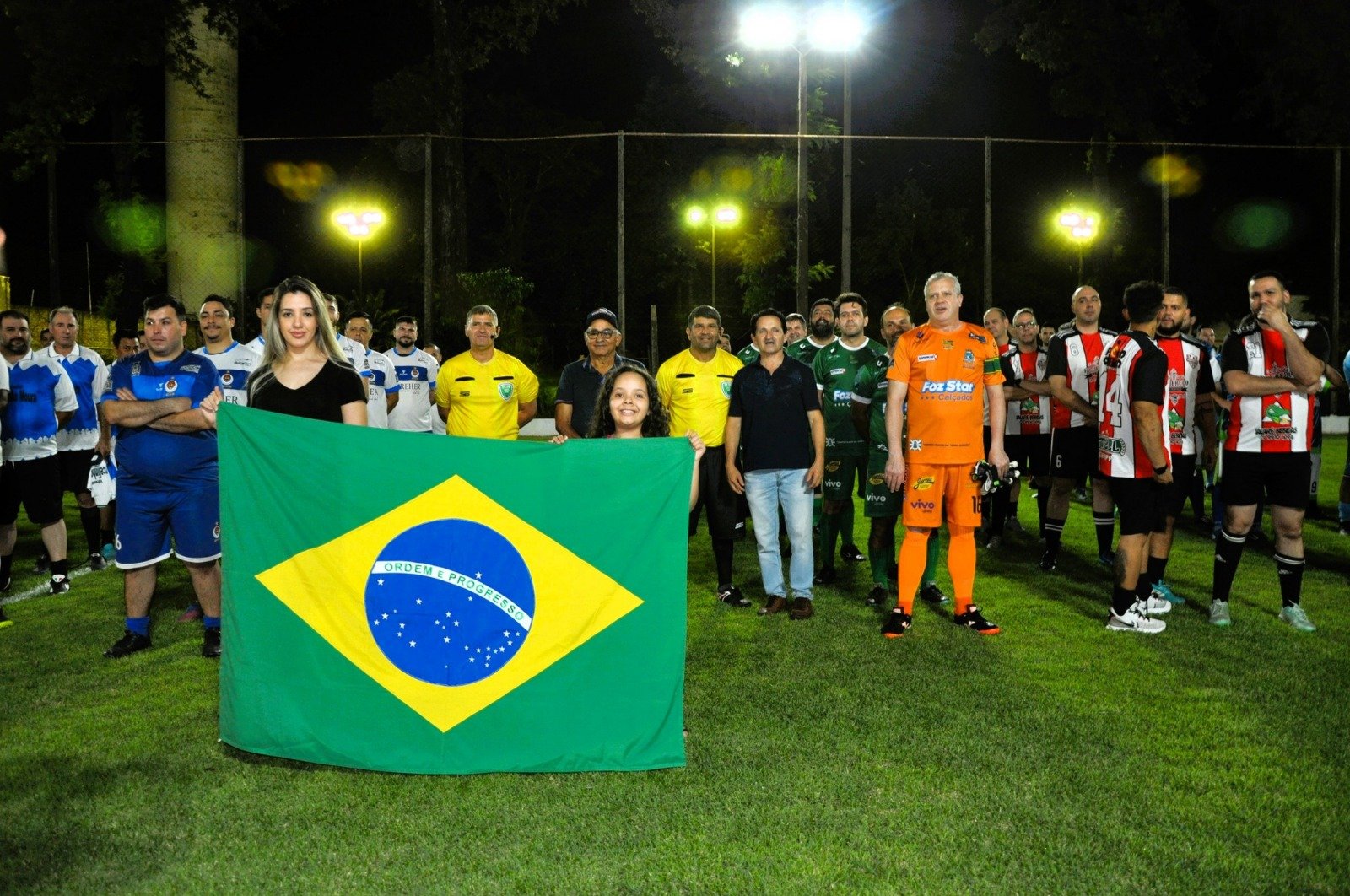 Mais de 200 atletas: PARTICIPARAM DOS CAMPEONATOS DE FUTEBOL E VÔLEI DO SERVIDOR