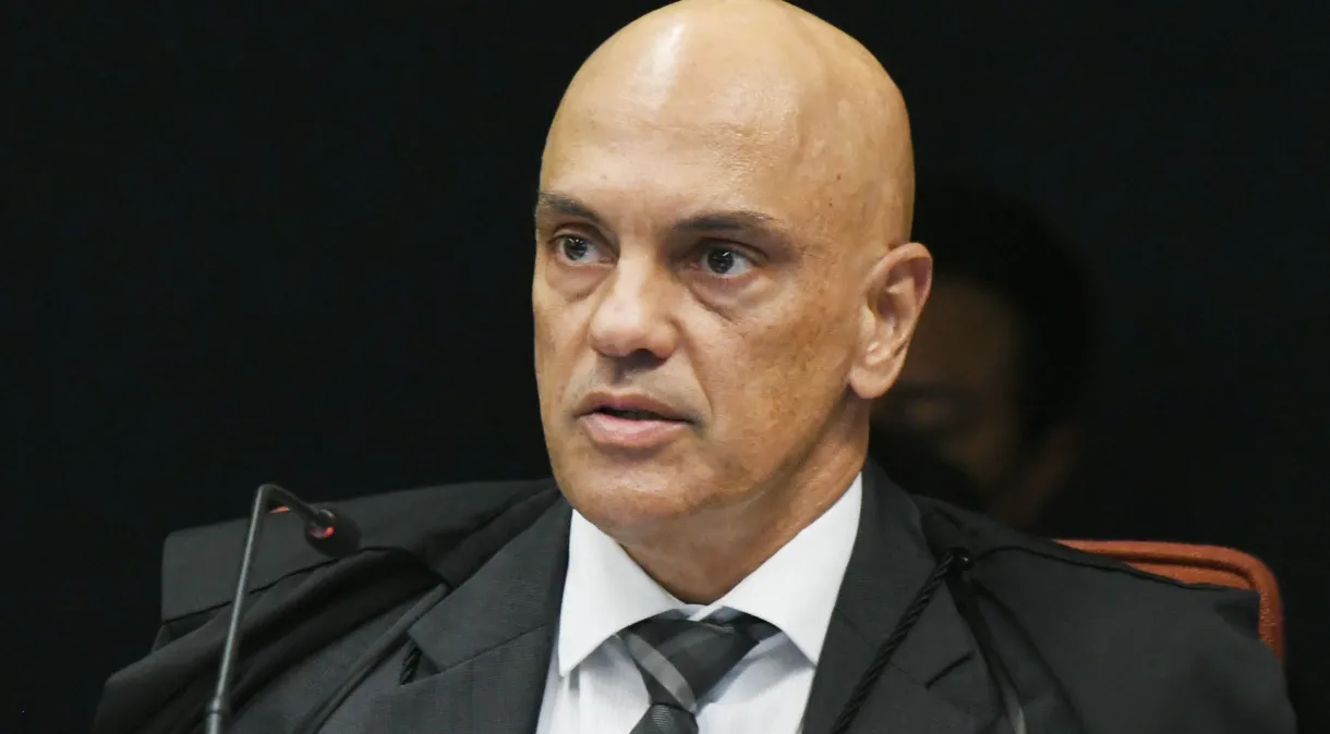 TSE abre código-fonte das urnas eletrônicas: MORAES DESTACA: “SISTEMA MAIS EFICIENTE, INVULNERÁVEL E TRANSPARENTE DO MUNDO”