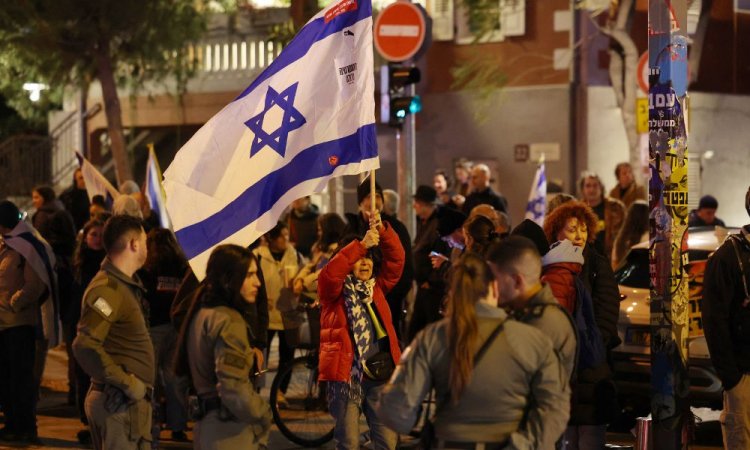 Guerra: SIRENES DE ALERTA SÃO ACIONADAS EM ISRAEL POR LANÇAMENTOS DE FOGUETES