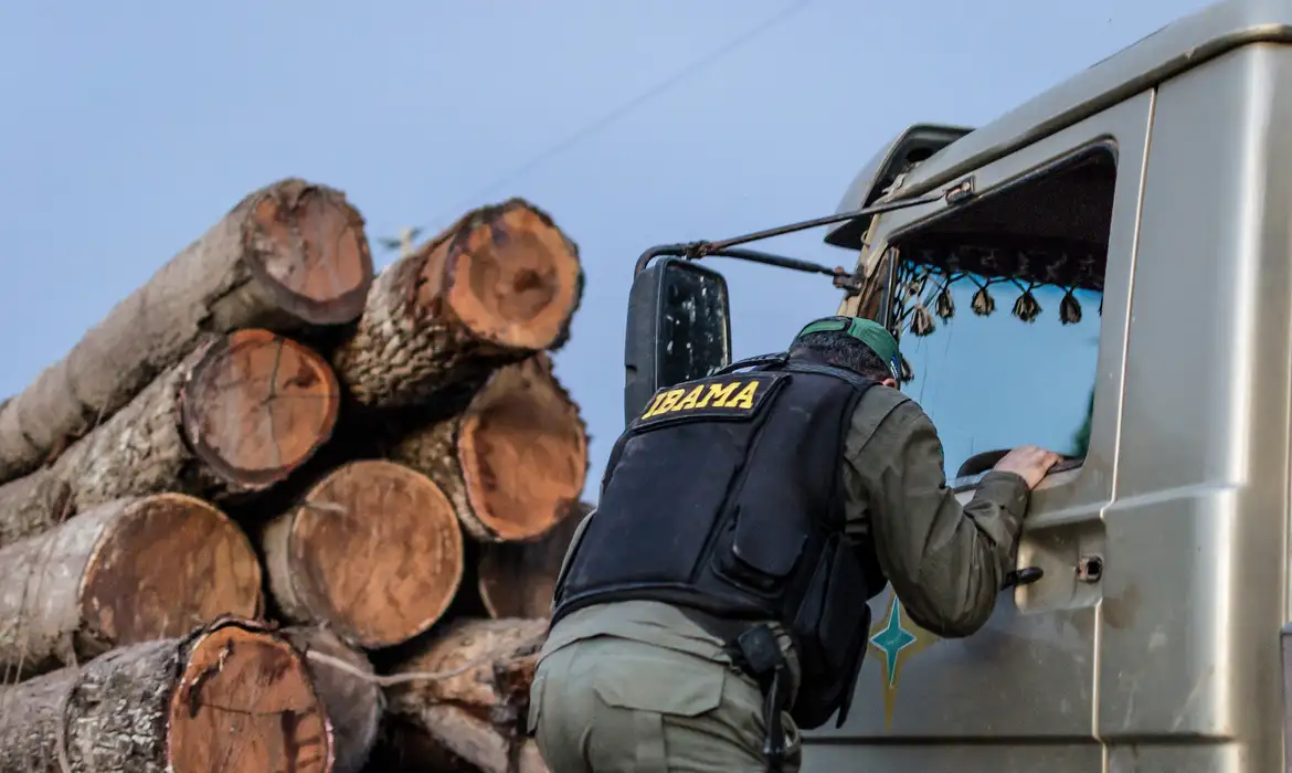 Promessa: SERVIDORES DO IBAMA PROMETEM SUSPENDER FISCALIZAÇÃO AMBIENTAL