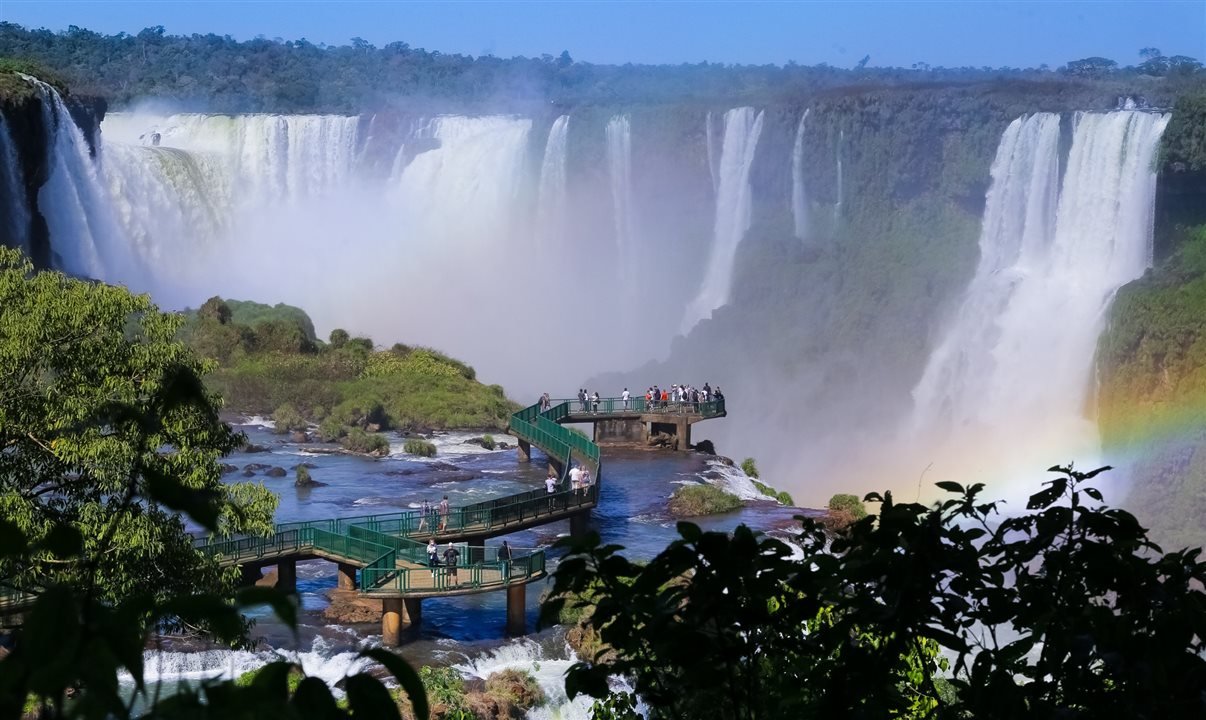 Conquista: FOZ DO IGUAÇU SE CONSOLIDA COMO UMA DAS CIDADES QUE MAIS RECEBE EVENTOS