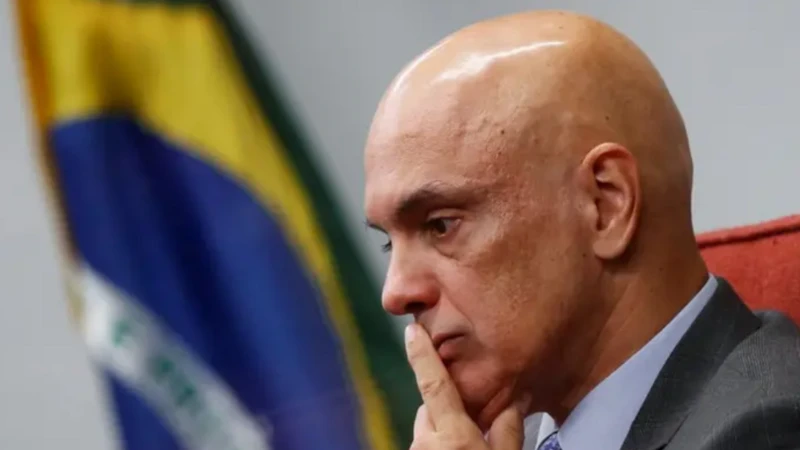 MORAES NA BERLINDA? COMO FUNCIONARIA IMPEACHMENT DE MINISTRO DO STF