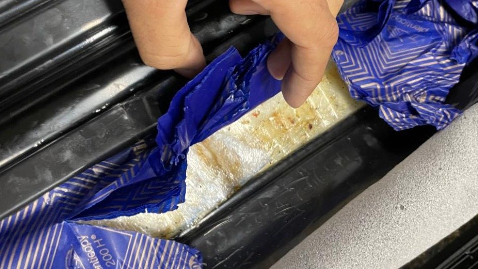 Narcotráfico: PASSAGEIRO É PRESO COM COCAÍNA NO AEROPORTO DE FOZ DO IGUAÇU