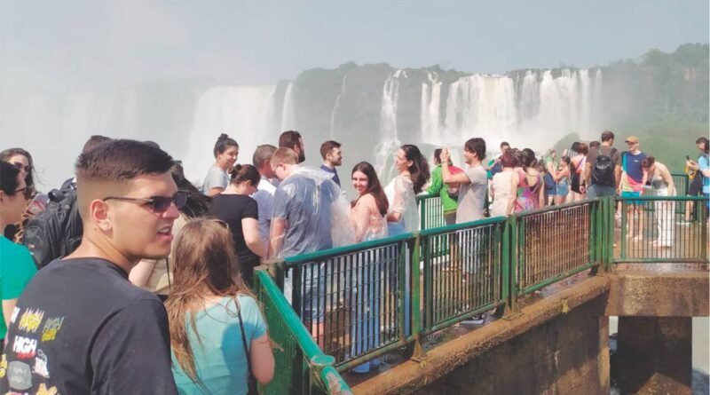 Novidade: NOVO ROTEIRO TURÍSTICO “CRUZANDO PLANALTOS” CONECTA CURITIBA A FOZ DO IGUAÇU